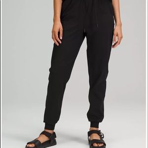 Stretch High-Rise Jogger 
Full Length